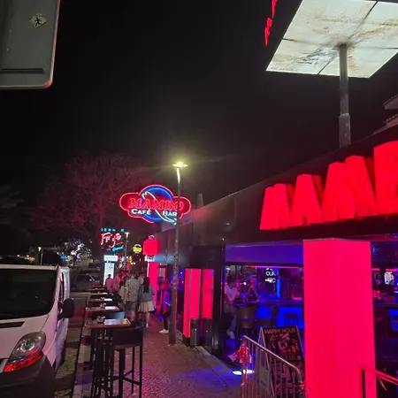 Rua Dos Bares Em